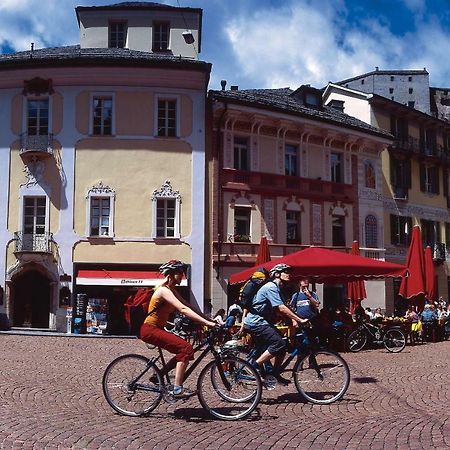 Bellinzona Piazza Collegiata Apartman Kültér fotó