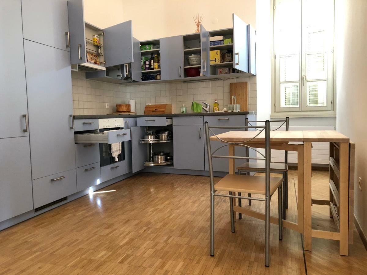 Bellinzona Piazza Collegiata Apartman Kültér fotó